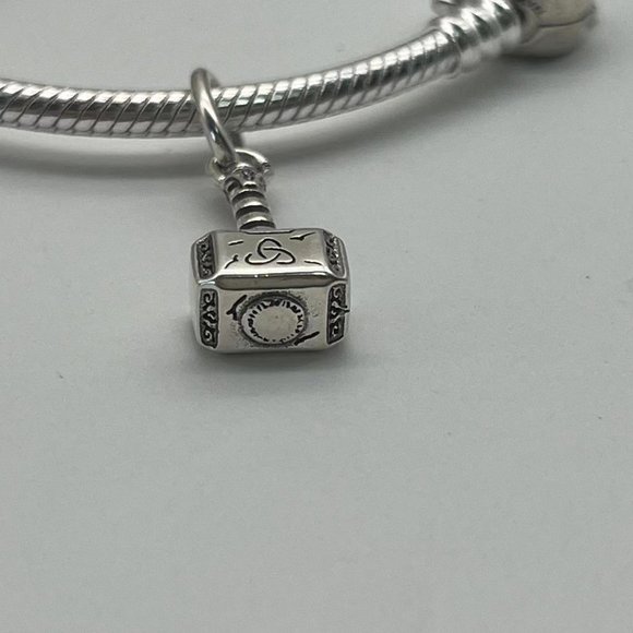 Pandora Marvel Heroes Rally Bracelet And Multiple Pendant - Picture 6 of 14